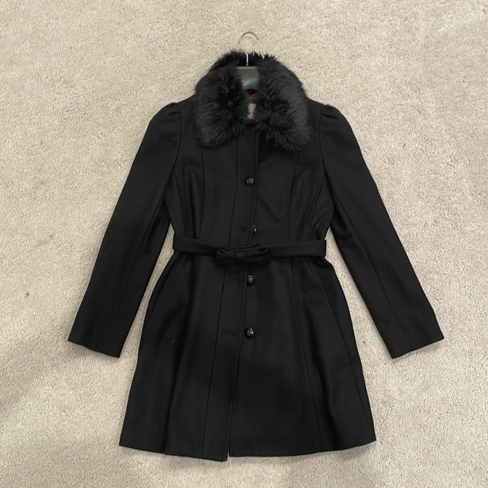 Banana republic black coat with faux fur
